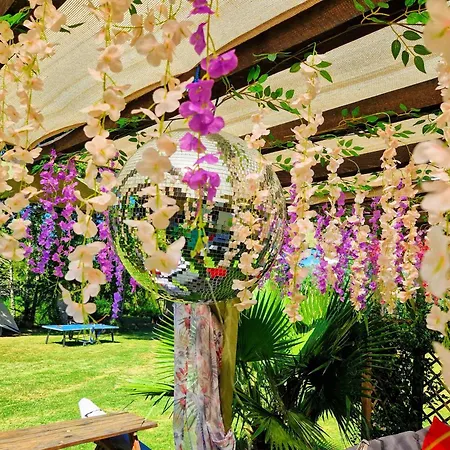 D'artagnan Luxury tent